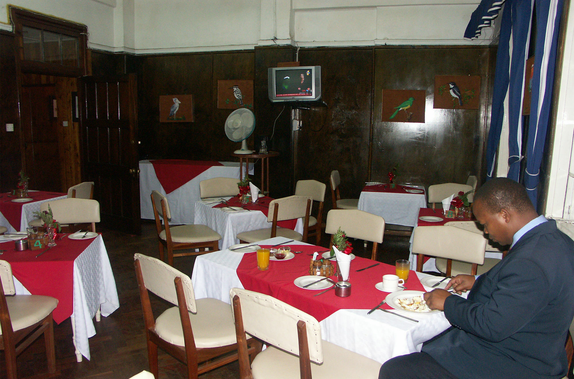 The Oakwood Hotel Nairobi Exterior photo